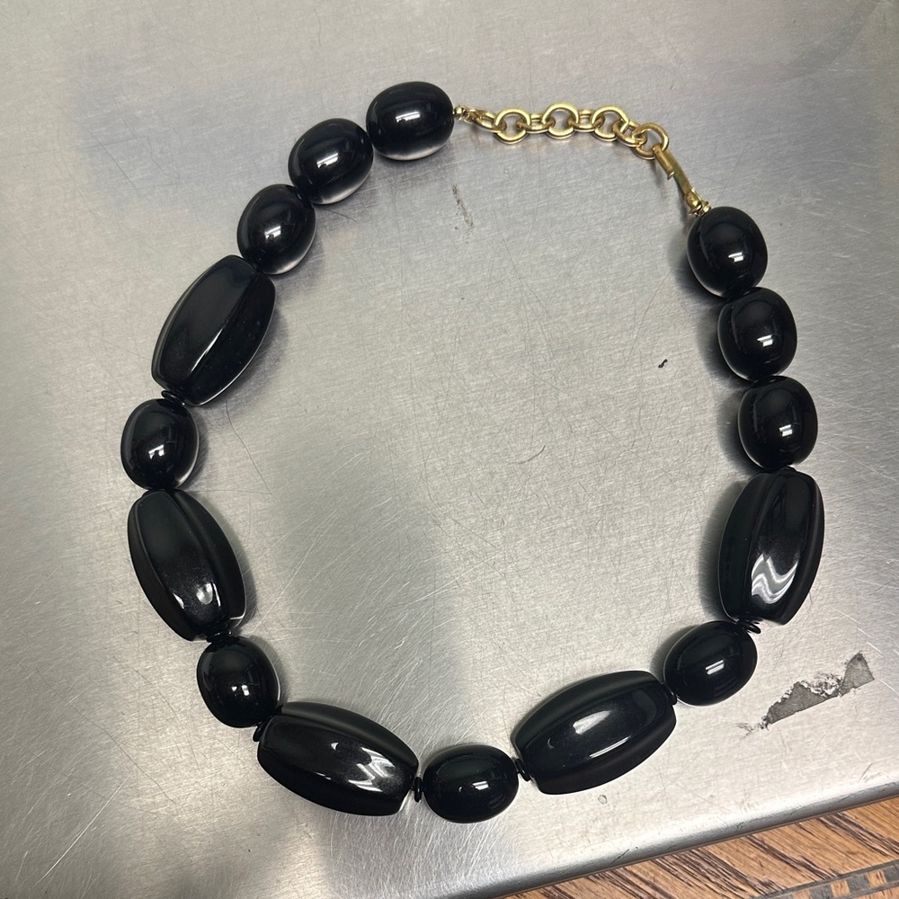 Elegant Black Beaded Necklace